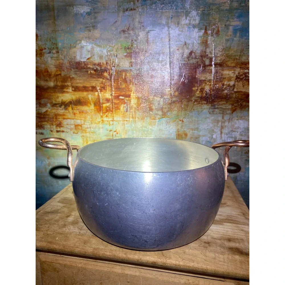Vintage Wear-Ever Hallite 5.5 Qt‎ Aluminum Stock Pot 2106 Copper Handles USA